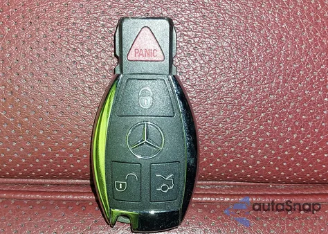 2016 Mercedes-Benz C 300 4Matic/Luxury 4Matic/Sport 4Matic from USA, damaged, VIN 55SWF4KB3GU099213